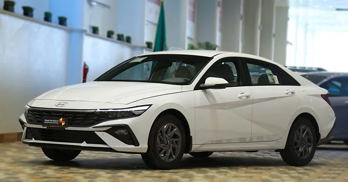 GlngsKWXkAAdX2t عروض مجموعة صالح للسيارات على هيونداي إلنترا 2025 بمناسبة رمضان المبارك